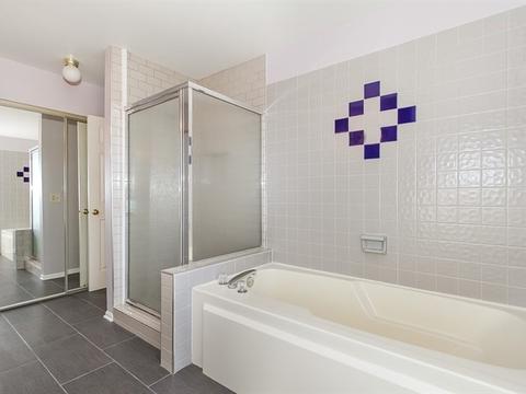1065 Willoby Ln, Elgin, IL 60120 photo 17
