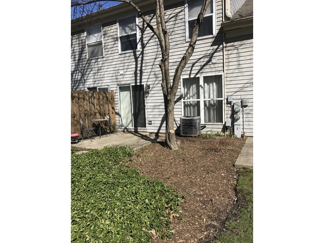 750 Ripple Brook Ln, Elgin, IL 60120 photo 13