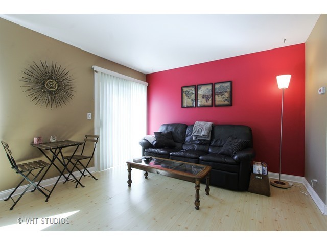 750 Ripple Brook Ln, Elgin, IL 60120 photo 5