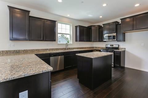34026 N Jenna Ln, Gurnee, IL 60031 photo 3