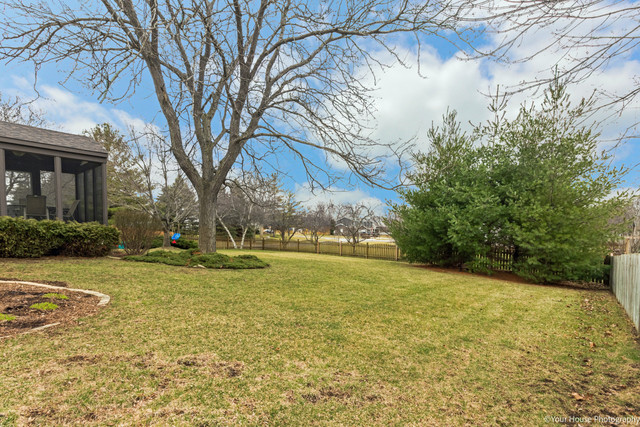 3301 W Bretons Dr, Mchenry, IL 60050 photo 25