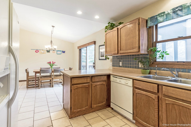 3301 W Bretons Dr, Mchenry, IL 60050 photo 11