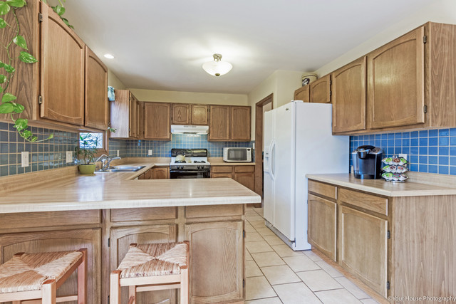 3301 W Bretons Dr, Mchenry, IL 60050 photo 8