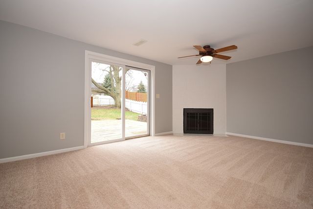 254 Jackson Ct, Bartlett, IL 60103 photo 10