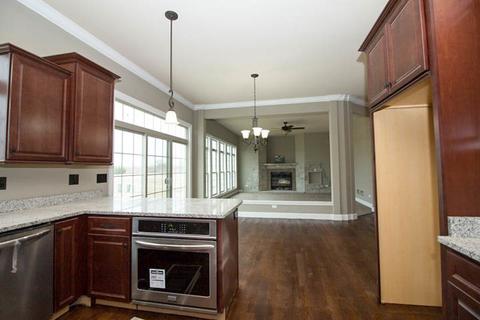 16450 S Mueller Cir, Plainfield, IL 60586 photo 9