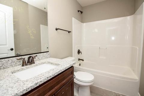 16450 S Mueller Cir, Plainfield, IL 60586 photo 23