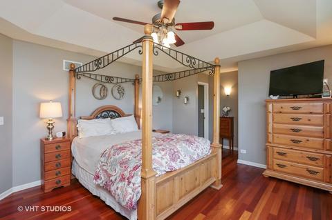 995 Vineyard Dr, Gurnee, IL 60031 photo 9