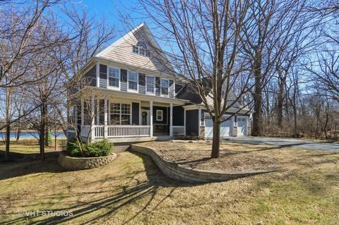 995 Vineyard Dr, Gurnee, IL 60031 photo 1