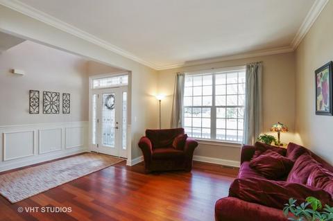995 Vineyard Dr, Gurnee, IL 60031 photo 3