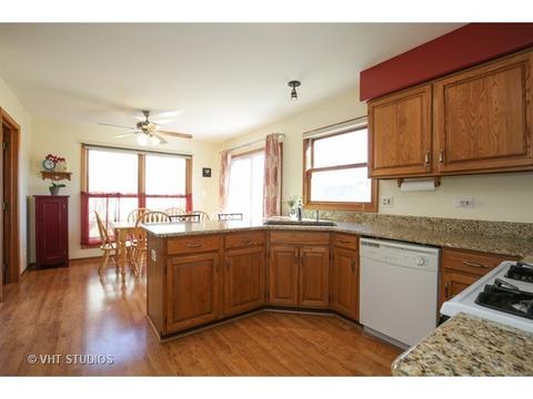 311 Fieldcrest Dr, Algonquin, IL 60102 photo 4