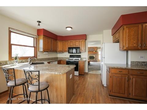 311 Fieldcrest Dr, Algonquin, IL 60102 photo 5