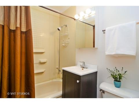 2702 Park St, Rolling Meadows, IL 60008 photo 9