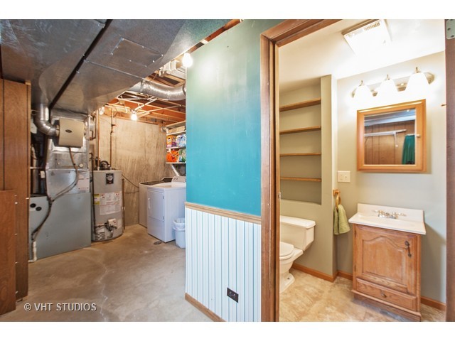 4 Echo Hill Rd, Oakwood Hills, IL 60013 photo 7