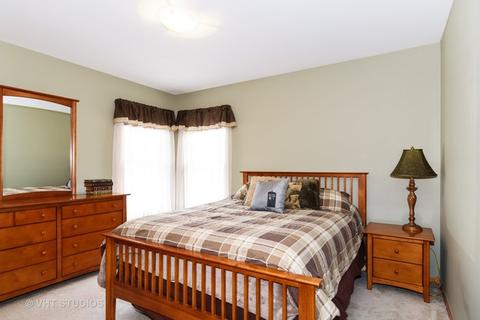 1622 Mccormack Dr, Hoffman Estates, IL 60169 photo 19