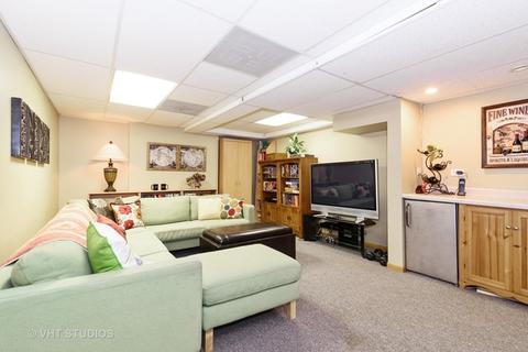 1622 Mccormack Dr, Hoffman Estates, IL 60169 photo 13