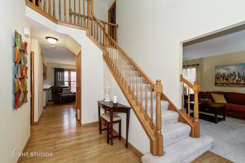1622 Mccormack Dr, Hoffman Estates, IL 60169 photo 2