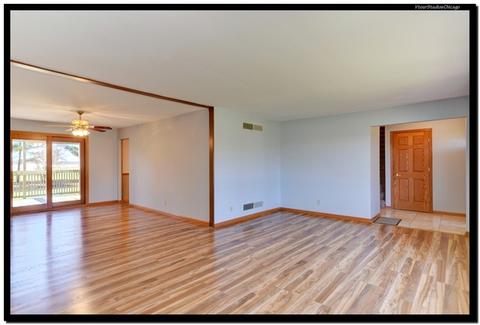 16950 S Plainsman Ct, Plainfield, IL 60586 photo 4