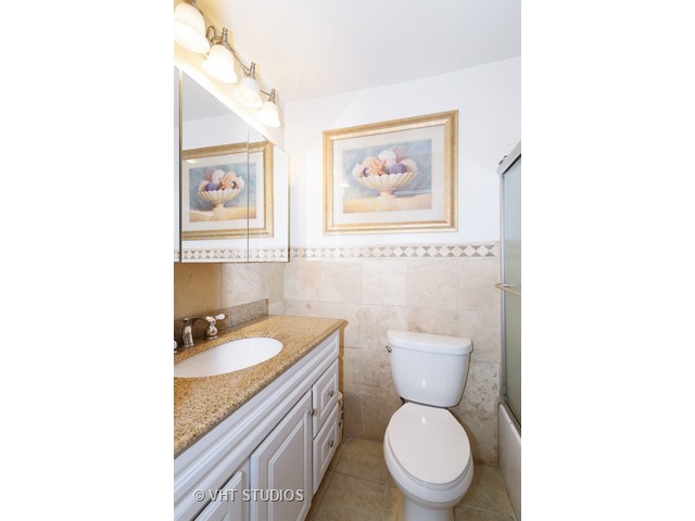 1226 Oboe Ct, Wheeling, IL 60090 photo 10