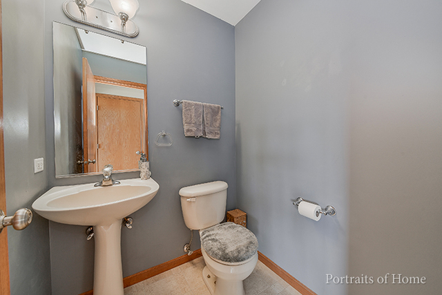 25315 S Plainview Dr, Channahon, IL 60410 photo 13