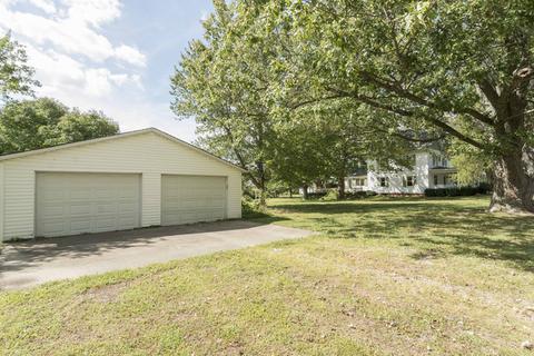 301 S Jackson St, Philo, IL 61864 photo 40