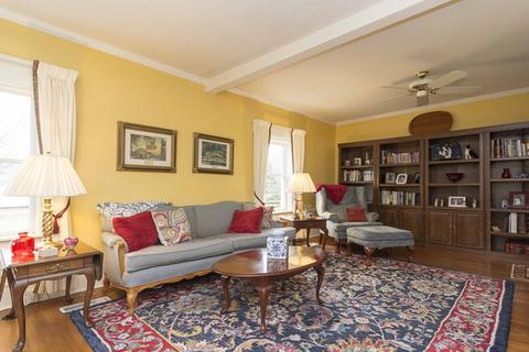 301 S Jackson St, Philo, IL 61864 photo 4