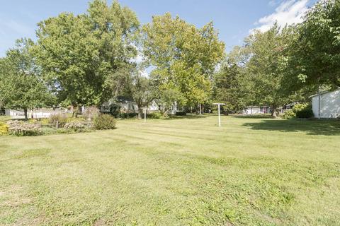 301 S Jackson St, Philo, IL 61864 photo 38