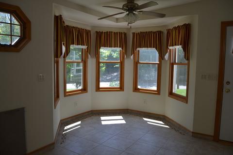 2100 Fields Pl, Ottawa, IL 61350 photo 4