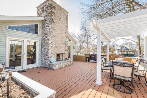 401 Pershing Ave, Wheaton, IL 60189 photo 8