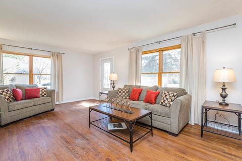 401 Pershing Ave, Wheaton, IL 60189 photo 18