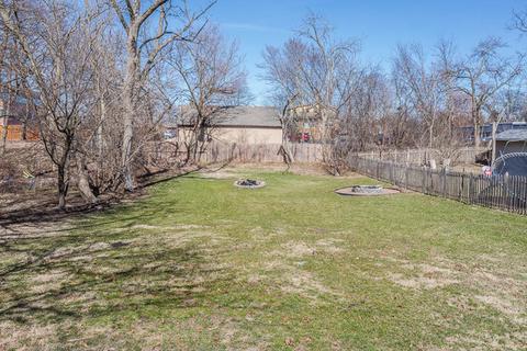401 Pershing Ave, Wheaton, IL 60189 photo 25