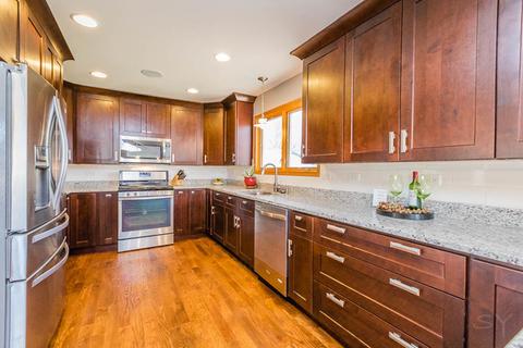 401 Pershing Ave, Wheaton, IL 60189 photo 4
