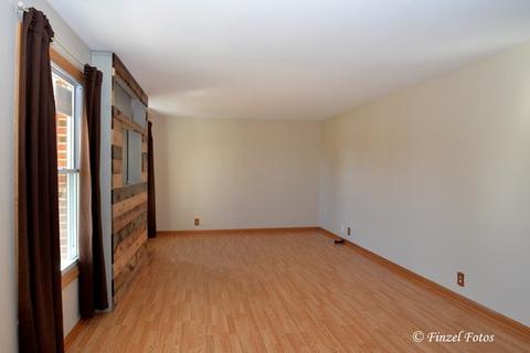 736 Maple St, Marengo, IL 60152 photo 6