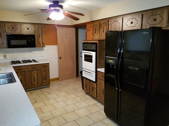 2108 Hoffman St, Crest Hill, IL 60403 photo 6