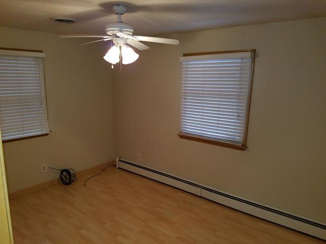 2108 Hoffman St, Crest Hill, IL 60403 photo 10