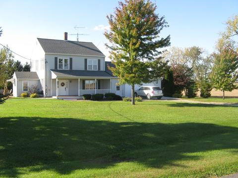 11355 S Kinsman Rd, Dwight, IL 60420 photo 1