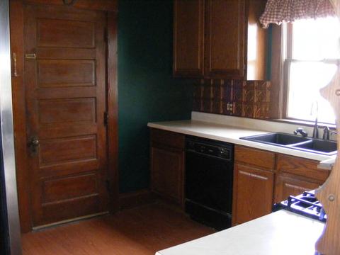 138 Hill Ave, Elgin, IL 60120 photo 9
