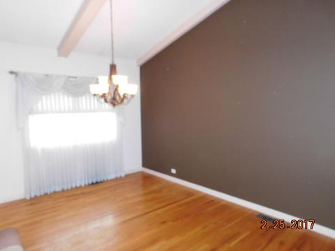 367 N Wesley Dr, Addison, IL 60101 photo 2