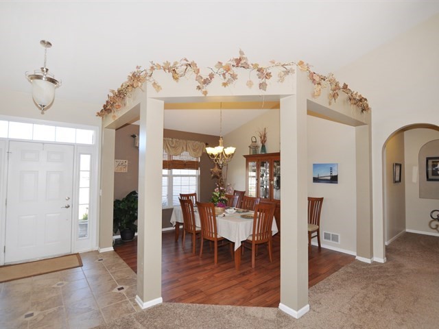 25448 Spring St, Manhattan, IL 60442 photo 2