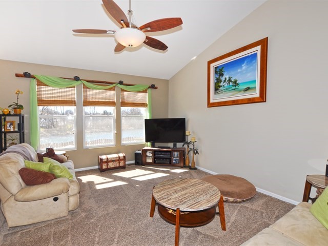 25448 Spring St, Manhattan, IL 60442 photo 4