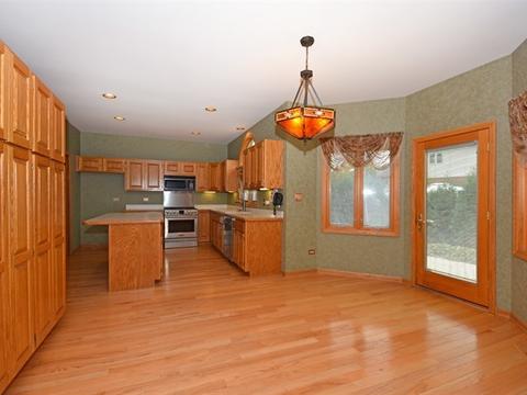 10623 Celtic Ct, Mokena, IL 60448 photo 6