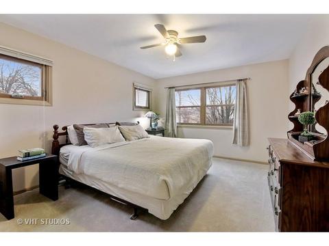 2434 Ridgeway Ave, Evanston, IL 60201 photo 14