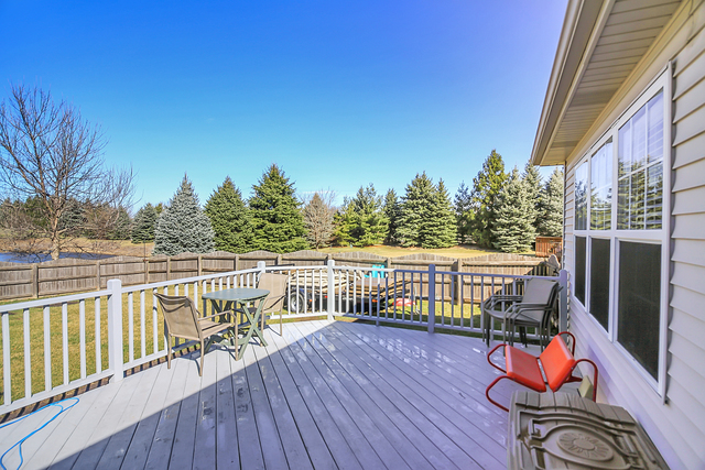 2003 Pine Creek Dr, Aurora, IL 60503 photo 21