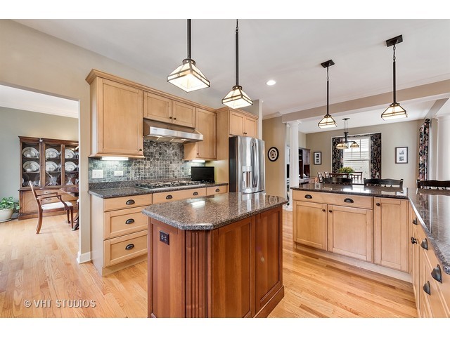 2803 Park Ln, Glenview, IL 60025 photo 7