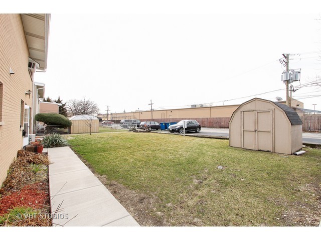 423 W Stone Ave, Addison, IL 60101 photo 16