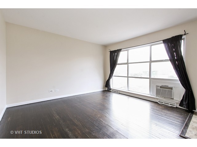 423 W Stone Ave, Addison, IL 60101 photo 9