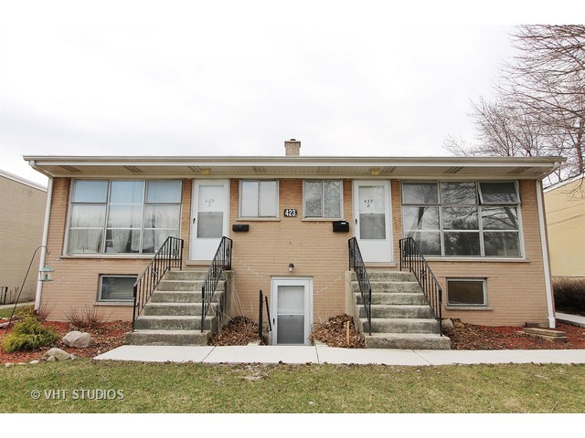 423 W Stone Ave, Addison, IL 60101 photo 1