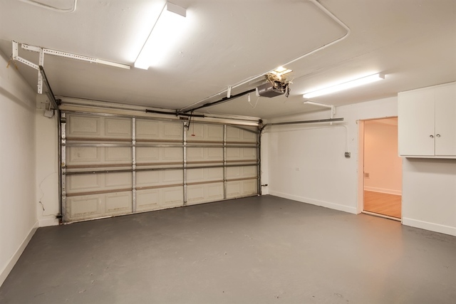 8500 S Jeffery Blvd, Chicago, IL 60617 photo 15