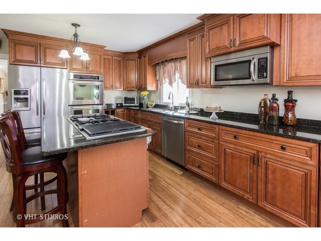 105 Graymoor Ln, Olympia Fields, IL 60461 photo 4