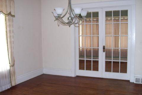 205 E High St N, Monticello, IL 61856 photo 6