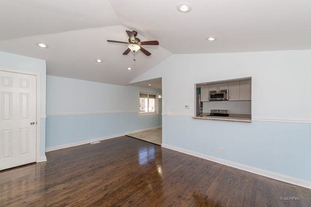 1259 E 93rd St, Chicago, IL 60619 photo 3